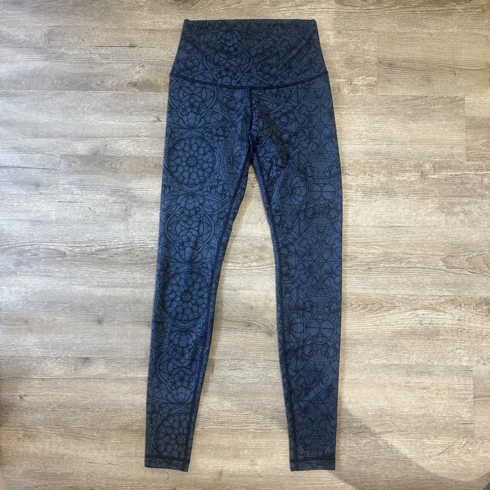Lululemon Navy Mandala Print High Rise Leggings
